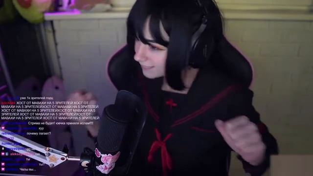 Twitch Lol/// Фасолька ЗАЧЕМ???Что с лучилось с айфоном HARD'а???Это что? Апельсин ???