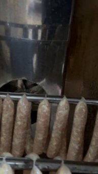 Обсушка колбаски с сыром #колбасы #рецепты #коптильня