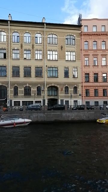 Прогулки по Петербургу! Училище при реформатской церкви. Мойка,38