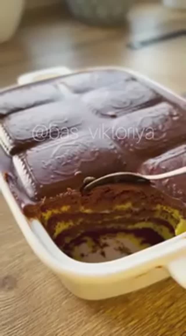 Невероятно вкусный и простой торт из шоколадного печенья! 🍫🎂 У каждого получится! 💪