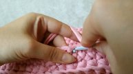 Мастер класс "Люлька для куклы из трикотажной пряжи". Вяжу стенки 1-3 и 5 ряд узором "Крестики"