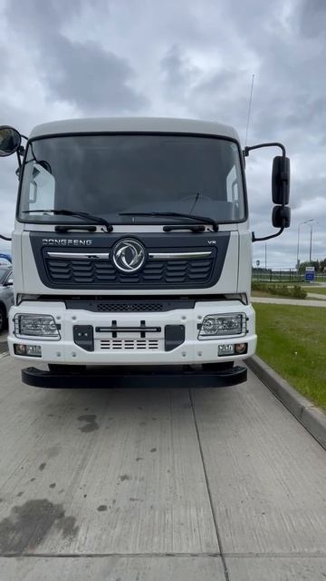 Изотермический фургон на базе шасси Dongfeng VR