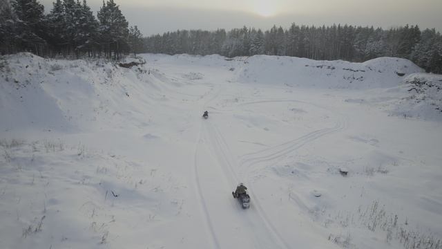 Тур на снегоходах к ракетному бункеру