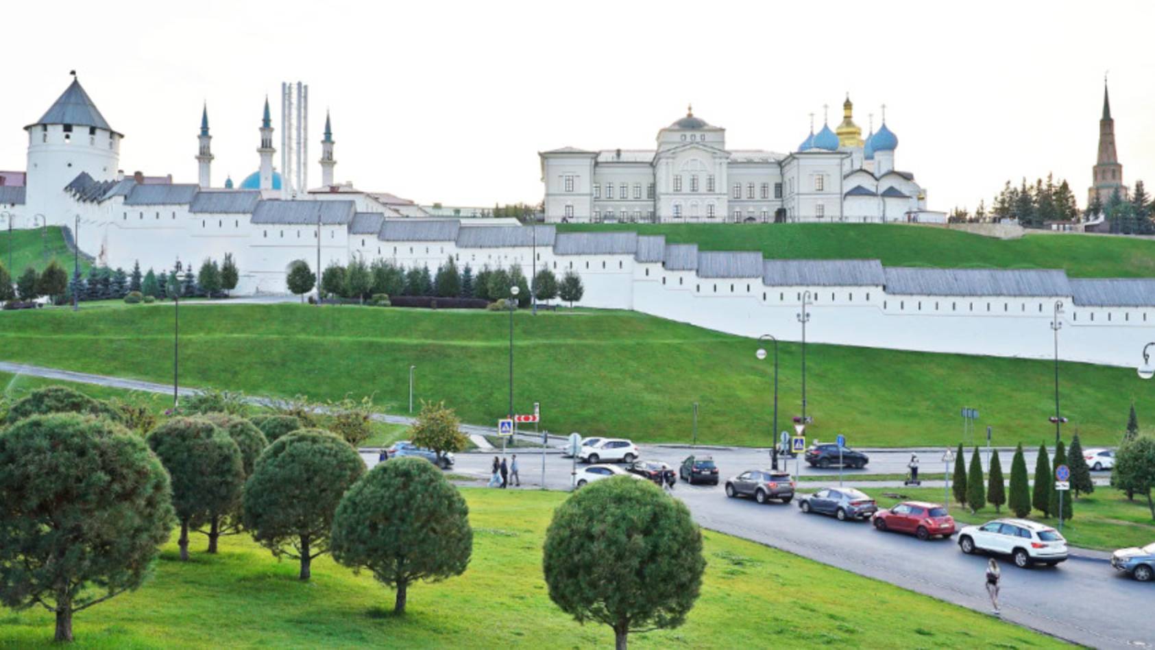 Г. Казань, ул. Большая Крвсная, д. 1Б