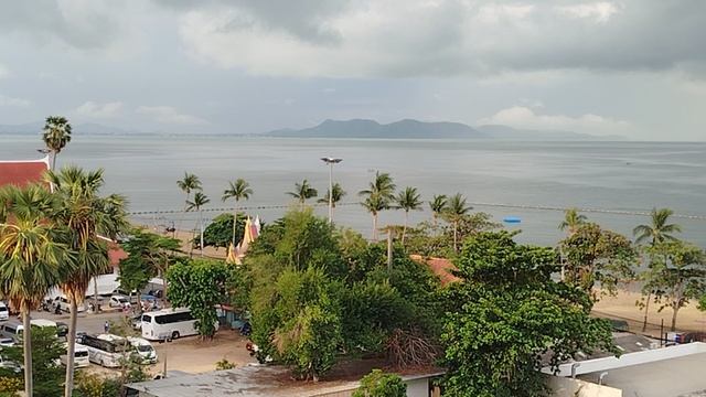 Отель Grand Jomtien Palace.