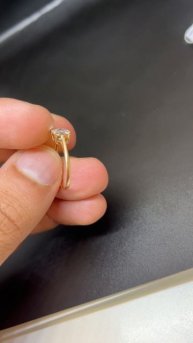 Кольцо-золото 585 пробы 1,51 гр. Размер: 17,2