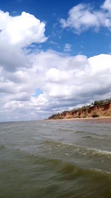 Море? Не совсем. Водохранилище. Но наполняет энергией так же.