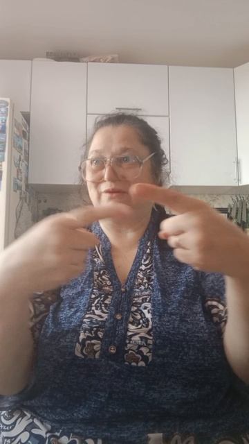 Здравствуйте! Я не только вяжу на заказ, но и присматриваю за своим ребёнком, которому уже 7 лет.