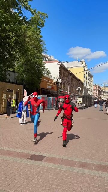 Spiderman and Deadpool are rushing to the rescue#shorts