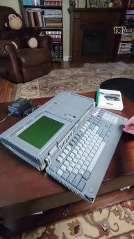 First Amstrad portable computer Amstrad PPC640 and Boulder Dash #shorts #retrogaming #retrocomputer