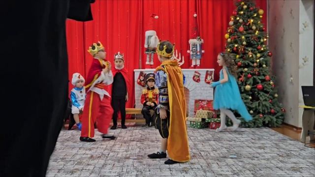 Сад Kinderly. Новый 2025 год. Подготовительная группа