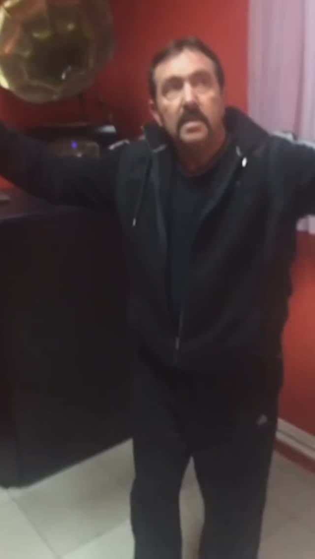 Пляшем, пойдём с Владимиром ждамировым в кабаке Аль Капоне город Новоалтайск #ждамиров #Новоалтайск