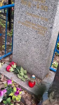 ТРАГИЧЕСКИ ПОГИБ В 21 ГОД | В ПОИСКАХ МОГИЛЫ СЕРЁЖИ ТИХОНОВА | ХИМКИНСКОЕ КЛАДБИЩЕ 05.2025