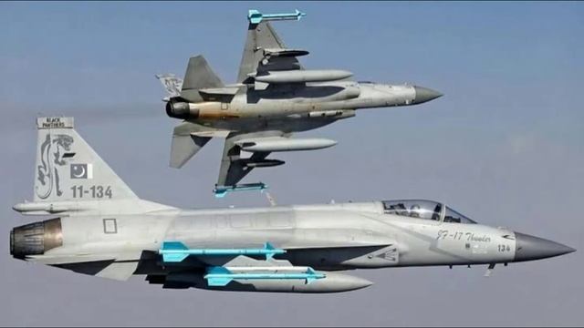 Самый масштабный и продолжительный воздушный бой между пакистанскими и индийскими истребителями