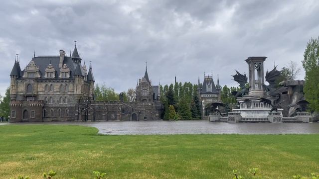 Замок Гарибальди, перенеслись в эпоху средневековья и остались в восторге от этого сказочного места.