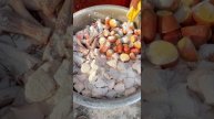 Street food. мясо с картошкой. Афганистан