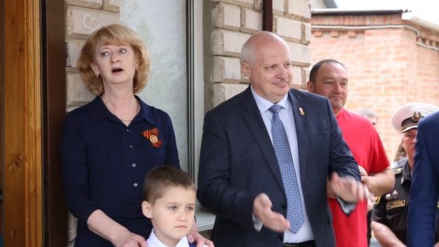 В Армавире ветерана Павла Зибарова поздравили с юбилеем Победы