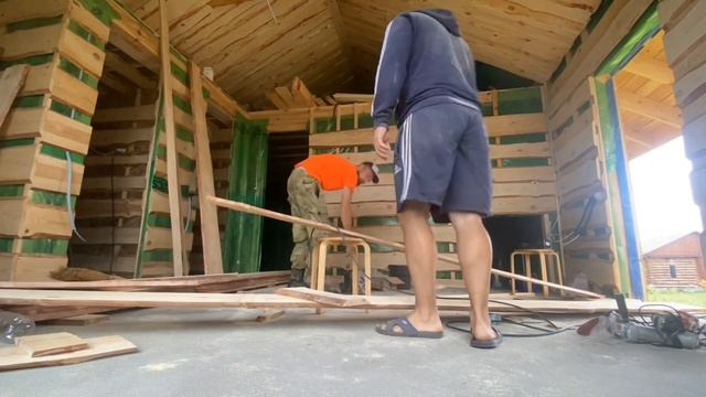 Отделка бани на сваях 6*8 #банянадровах #стройка #баня #б