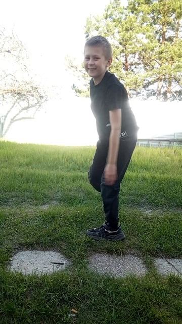 1000003687.mp4