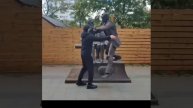 Памятник братьям Нобелям находится в Центральном парке культуры и отдыха (ЦПКиО) Волгограда.