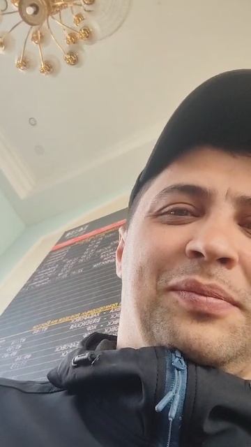 Мам, я не погиб.
Я просто далеко,
Но я всё также с тобою
рядом....