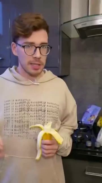 А4 кто последний перестанет есть