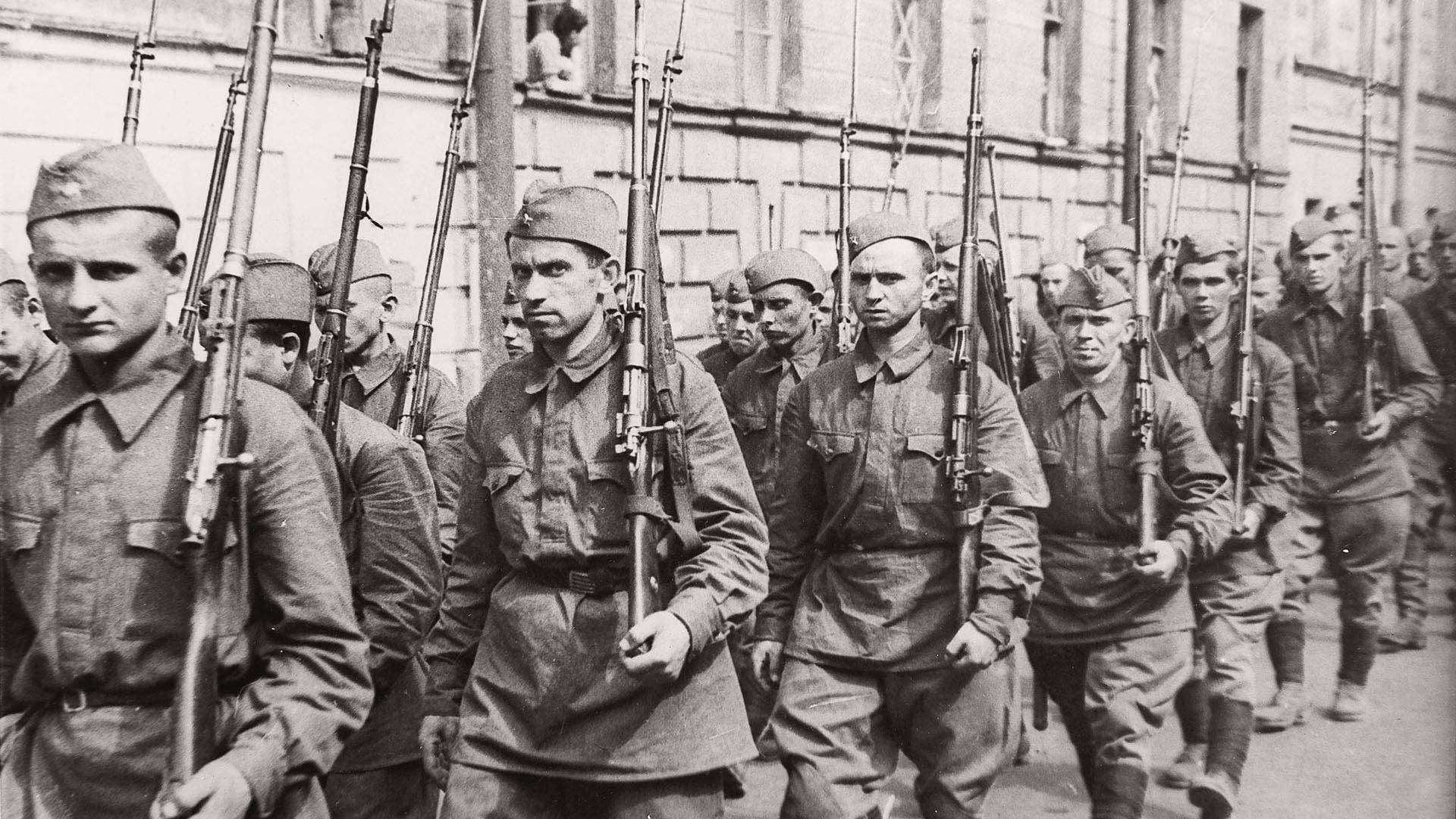 80 лет Победы! В бой идёт батальон.