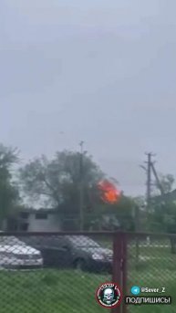 Пикирование российского дрона-камикадзе «Герань-2» на объект противника в Полтаве