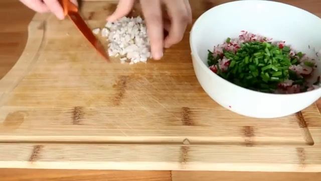Крем из редиса, который меняет все! Быстрый рецепт, идеальный для закуски или пикника