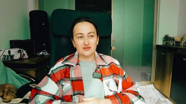 Еле ноги унесла. Загипнотизировал и чуть не увез из Турции