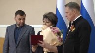 С министром здравоохранения РФ Михаилом Мурашко вручили сотрудникам медучреждений Республики высо...