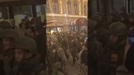 В Москве аплодисментами встретили колонну участников СВО на репетиции Парада Победы !!!