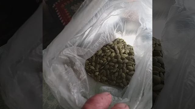 крапива яблоки семена льна тыквы мака