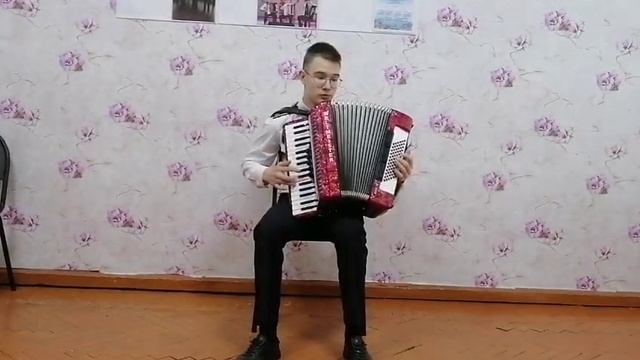 А. Новиков "Смуглянка" исполняет Шабанов Иван