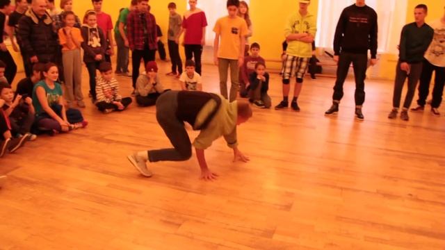 2014.11.08  Novator Jam — KIDS, студия брейк-данса Sense of life www.breakdance-ufa.ru