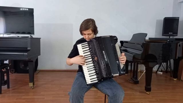 И.С. Бах Двухголосная инвенция B-dur 
Улевич Вадим