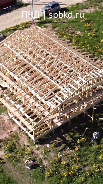 Силовой каркас с высоты птичьего полета. Стропильные ?