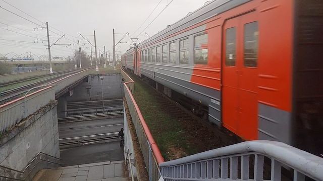 Электропоезд Победа ЭД4М-0086 До станции Санкт-Петербург Прибывает на станцию Ленинский Проспект