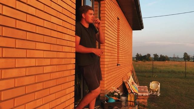 Забор все краше и дороже