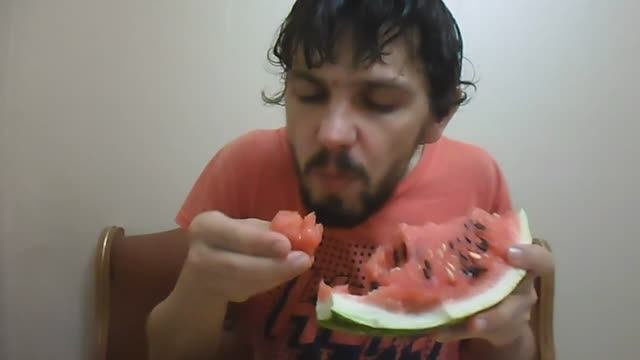ОБЖОР НА СУПЕР ВКУСНЫЙ И ОЧЕНЬ СЛАДКИЙ АРБУЗ ИЗ ПЯТЕРОЧКИ