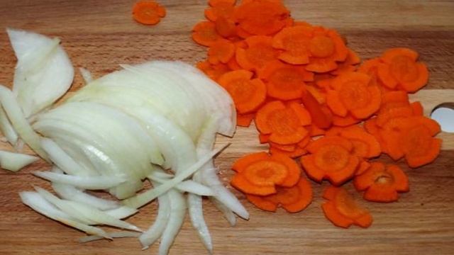 Судак запеченный с овощами