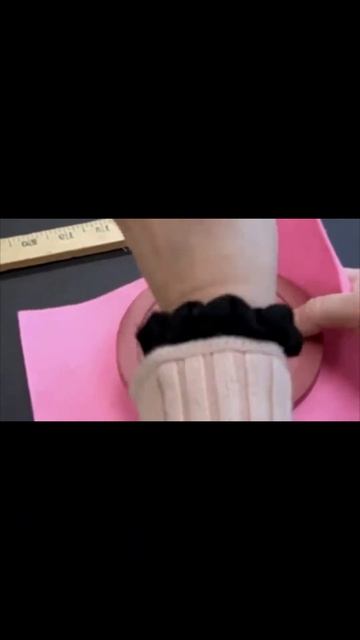 Как пришить пуговицу? Наглядное пособие #shorts #шить
