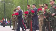 Белоусов и иностранные гости возложили цветы к Могиле Неизвестного Солдата / События на ТВЦ