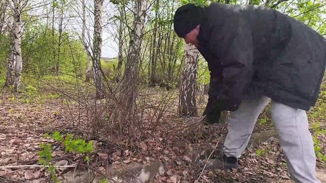 Городок стал чище: жители Кармаскалов вышли на субботник!