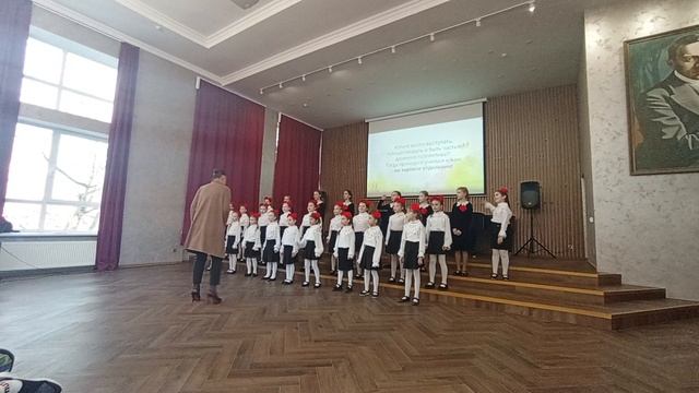 "Песенка Мурëнки"