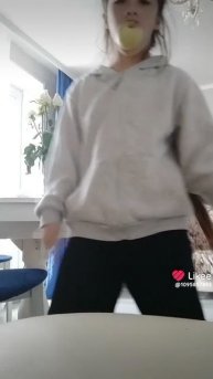простите что не было долго наверно пропаду... снимаю в лайк не буду пока не найду идею