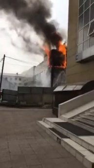Иркутск. Пожар в ТК Кедр