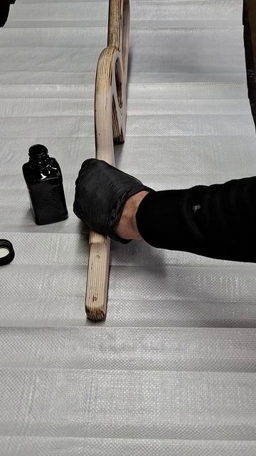 Покраска цевья в черный цвет