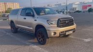 Toyota Tundra 5.7 AT 4x4 Double Cab SR5