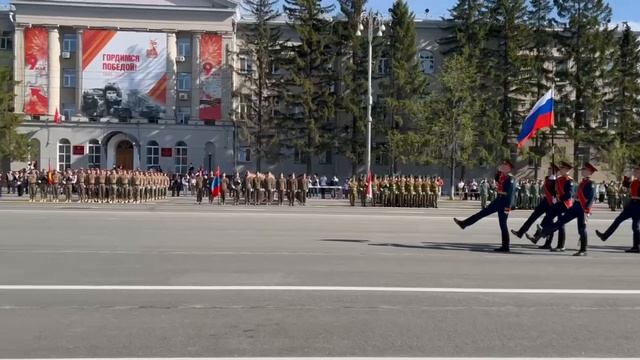 ПАРАД ПОБЕДЫ КУРГАН ЛУЧШИЕ ВОЕНОСЛУЖАШИЕ